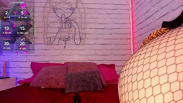 EllyMiller online show from October 10, 2025, 3:07 am