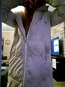 Snapshot of SlimBellaa chatting on November 29, 2025, 9:26 pm SlimBellaa online show from November 29, 2025, 9:26 pm