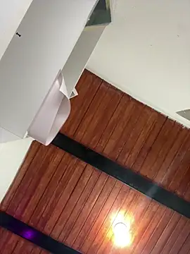 LiaCollings online show from February 5, 2026, 12:01 pm