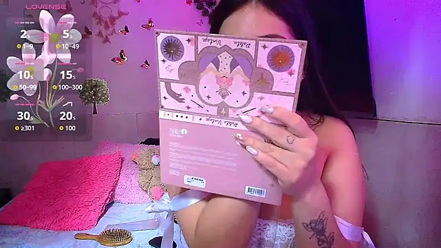 Snapshot of emily_cooper_t chatting on July 9, 2026, 9:14 pm emily cooper t online show from July 9, 2026, 9:14 pm