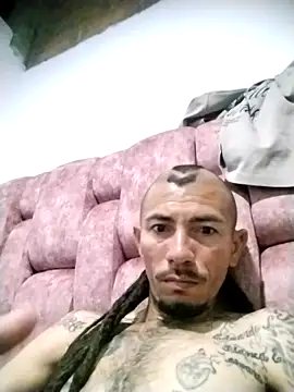 Snapshot of Danielcora chatting on May 6, 2026, 4:49 am Danielcora online show from May 6, 2026, 4:49 am
