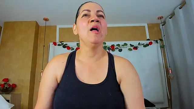 Heidy milf online show from March 16, 2026, 8:44 pm