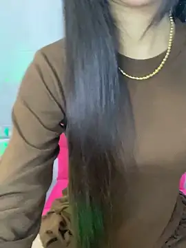 Snapshot of Sexlove_bb chatting on November 6, 2025, 2:37 am Sexlove bb online show from November 6, 2025, 2:37 am