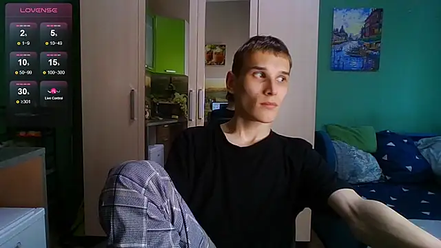 Snapshot of your___honeyy chatting on June 27, 2026, 12:11 pm your honeyy online show from June 27, 2026, 12:11 pm