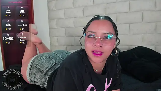 Snapshot of Angellit_Afrodita_ chatting on October 21, 2025, 11:31 am Angellit Afrodita online show from October 21, 2025, 11:31 am