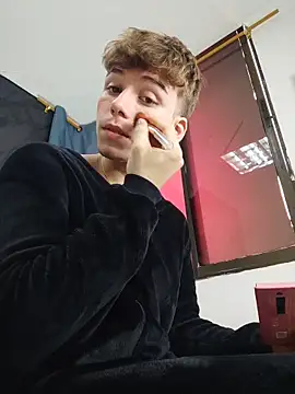 TaylerWhite online show from November 16, 2025, 12:32 pm