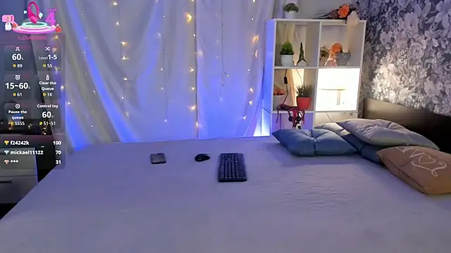 Laila Blarr online show from September 10, 2025, 10:03 am