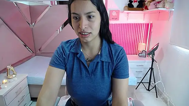 Snapshot of Mia_garcia28 chatting on May 11, 2026, 1:12 pm Mia garcia28 online show from May 11, 2026, 1:12 pm