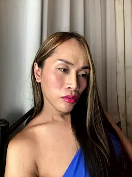 Snapshot of RomanticPearlTS chatting on January 19, 2026, 2:10 pm RomanticPearlTS online show from January 19, 2026, 2:10 pm