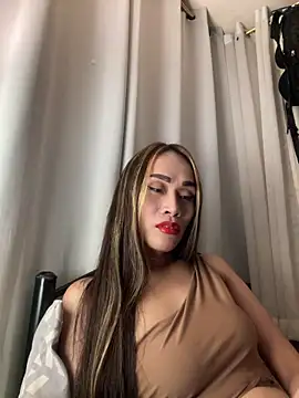 Snapshot of RomanticPearlTS chatting on January 7, 2026, 1:38 pm RomanticPearlTS online show from January 7, 2026, 1:38 pm