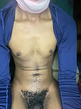 Snapshot of Eyebrows12 chatting on March 31, 2026, 9:17 pm Eyebrows12 online show from March 31, 2026, 9:17 pm