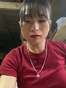 Sunyinn online show from October 2, 2025, 10:57 pm