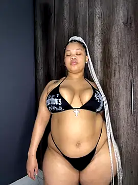 Snapshot of Thick_Ass_Barbiie chatting on October 27, 2025, 8:43 pm Thick Ass Barbiie online show from October 27, 2025, 8:43 pm