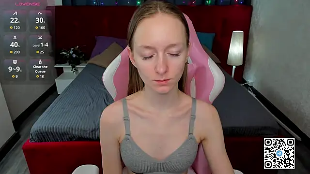 Snapshot of Mia_E1fie chatting on February 12, 2026, 1:27 am Mia E1fie online show from February 12, 2026, 1:27 am