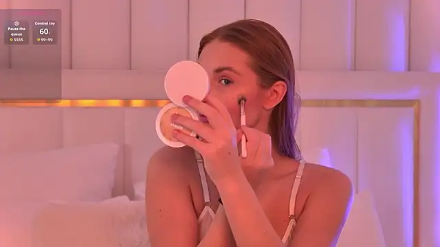 Snapshot of AlexaFlow chatting on October 25, 2025, 7:25 pm AlexaFlow online show from October 25, 2025, 7:25 pm