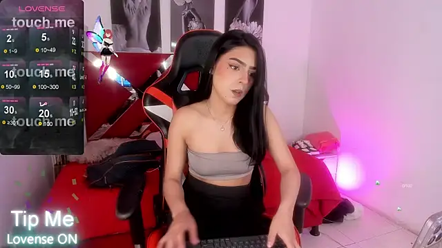 Talia rouge online show from October 1, 2025, 8:57 pm