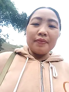 PhamPhung online show from February 15, 2026, 12:00 am