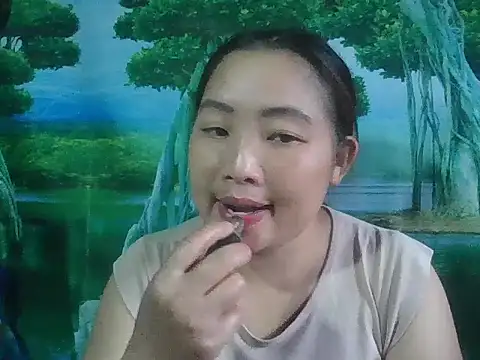 PhamPhung online show from October 19, 2025, 12:57 am