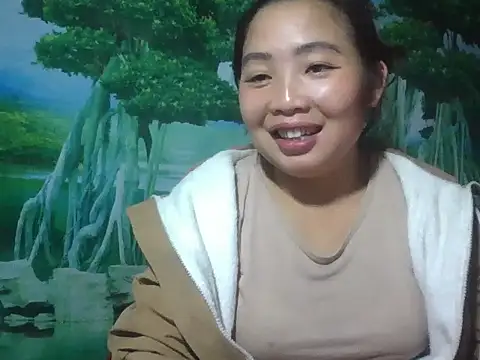 PhamPhung online show from October 19, 2025, 1:03 pm