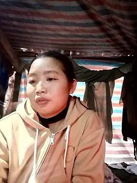 PhamPhung online show from January 14, 2026, 3:43 am