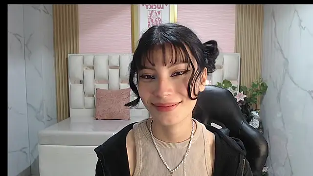 verana s online show from October 17, 2025, 3:54 am