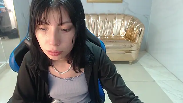 verana s online show from October 23, 2025, 8:29 pm