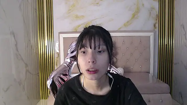 verana s online show from November 14, 2025, 8:01 pm