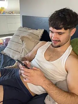 los freaky online show from February 15, 2026, 10:03 am