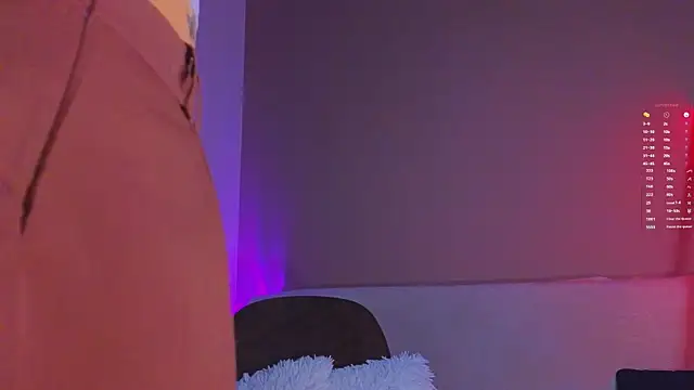 Snapshot of VirginiaHouston chatting on January 11, 2026, 6:20 am VirginiaHouston online show from January 11, 2026, 6:20 am