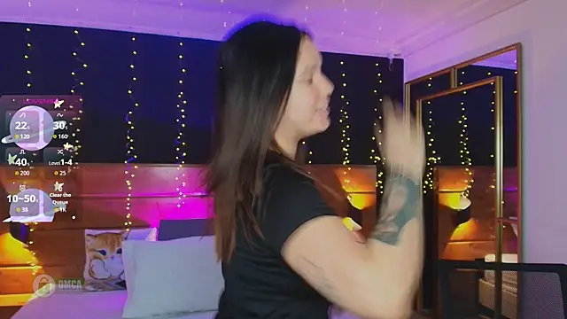 Snapshot of hanna_kimura chatting on October 19, 2025, 8:00 pm hanna kimura online show from October 19, 2025, 8:00 pm