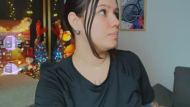 Snapshot of hanna_kimura chatting on December 15, 2025, 7:31 pm hanna kimura online show from December 15, 2025, 7:31 pm