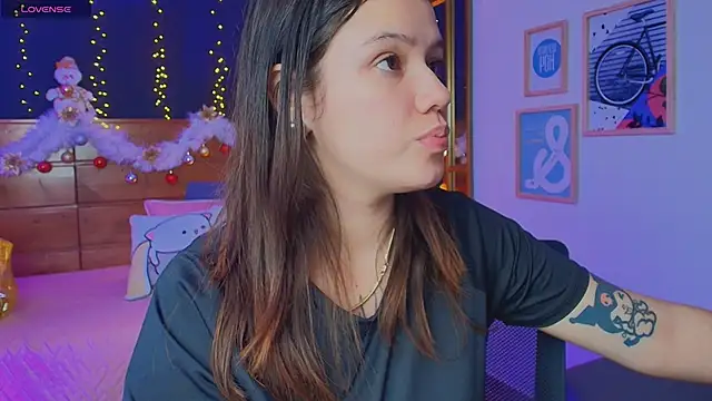 Snapshot of hanna_kimura chatting on December 19, 2025, 8:22 pm hanna kimura online show from December 19, 2025, 8:22 pm