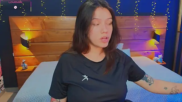 Snapshot of hanna_kimura chatting on January 12, 2026, 8:04 pm hanna kimura online show from January 12, 2026, 8:04 pm