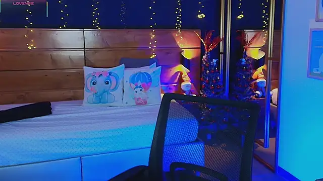 Snapshot of hanna_kimura chatting on November 24, 2025, 7:36 pm hanna kimura online show from November 24, 2025, 7:36 pm