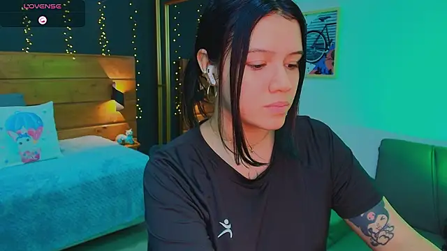 Snapshot of hanna_kimura chatting on February 12, 2026, 7:24 pm hanna kimura online show from February 12, 2026, 7:24 pm