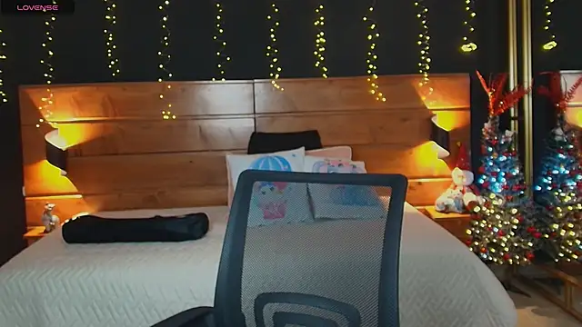 Snapshot of hanna_kimura chatting on December 3, 2025, 7:46 pm hanna kimura online show from December 3, 2025, 7:46 pm