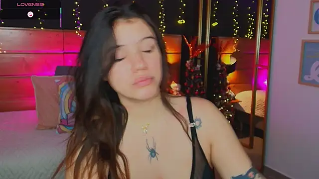 Snapshot of hanna_kimura chatting on November 29, 2025, 8:31 pm hanna kimura online show from November 29, 2025, 8:31 pm