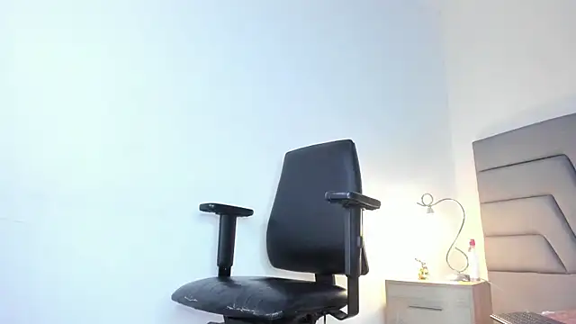 Maia 520 online show from January 6, 2026, 5:50 pm