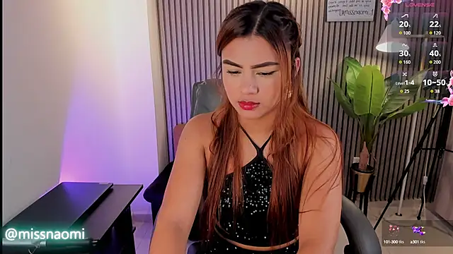Snapshot of Missnaomi_ chatting on September 30, 2025, 1:33 am Missnaomi online show from September 30, 2025, 1:33 am