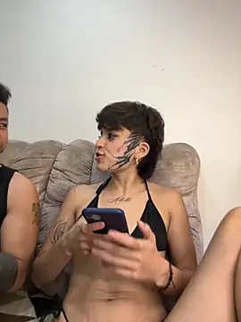 Snapshot of DayanaDG chatting on October 9, 2025, 12:55 am DayanaDG online show from October 9, 2025, 12:55 am