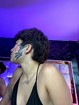 Snapshot of DayanaDG chatting on December 13, 2025, 8:04 pm DayanaDG online show from December 13, 2025, 8:04 pm