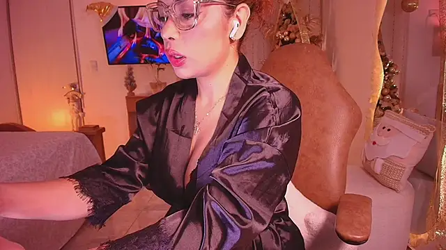 megansan  online show from January 8, 2026, 12:33 pm