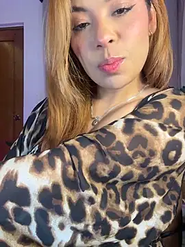 megansan  online show from March 6, 2026, 2:12 pm