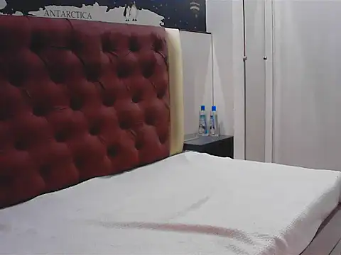 Snapshot of elize__ chatting on November 20, 2025, 3:29 am elize online show from November 20, 2025, 3:29 am