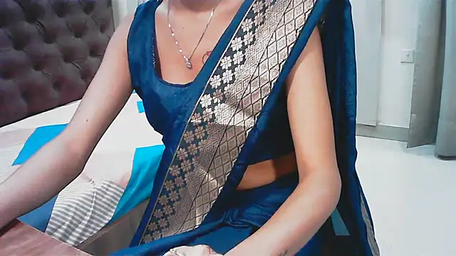 Snapshot of elize__ chatting on November 29, 2025, 8:03 am elize online show from November 29, 2025, 8:03 am