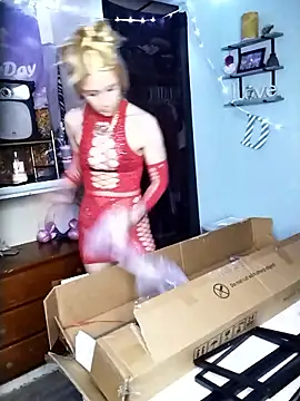 Snapshot of Purple2StayThnxx chatting on January 10, 2026, 12:39 am Purple2StayThnxx online show from January 10, 2026, 12:39 am