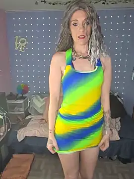 Snapshot of Purple2StayThnxx chatting on May 19, 2026, 11:56 pm Purple2StayThnxx online show from May 19, 2026, 11:56 pm