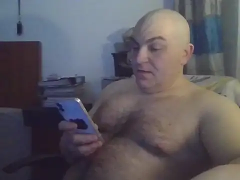 Snapshot of habartek85 chatting on February 13, 2026, 7:47 pm habartek85 online show from February 13, 2026, 7:47 pm