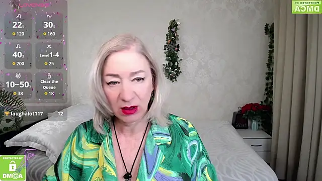 Snapshot of hunters_woman chatting on April 30, 2026, 9:19 pm hunters woman online show from April 30, 2026, 9:19 pm