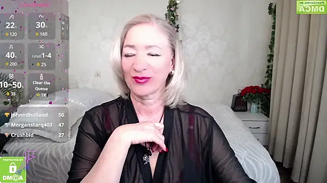 Snapshot of hunters_woman chatting on April 28, 2026, 2:27 am hunters woman online show from April 28, 2026, 2:27 am